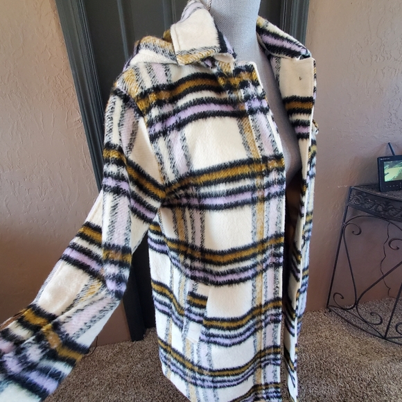 shacket - Picture 5 of 12